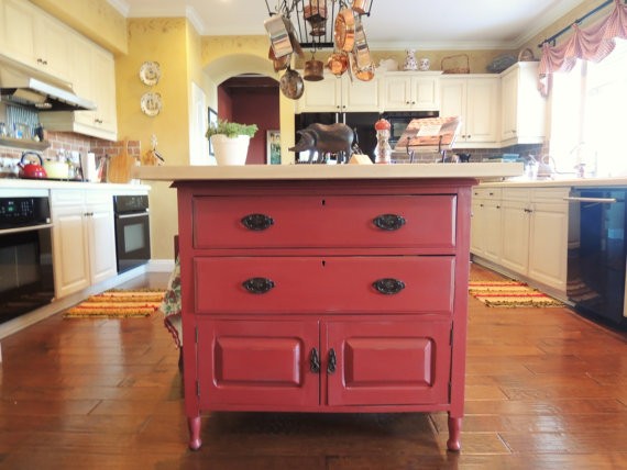 Surprising Items You Can Repurpose into Makeshift Kitchen Islands